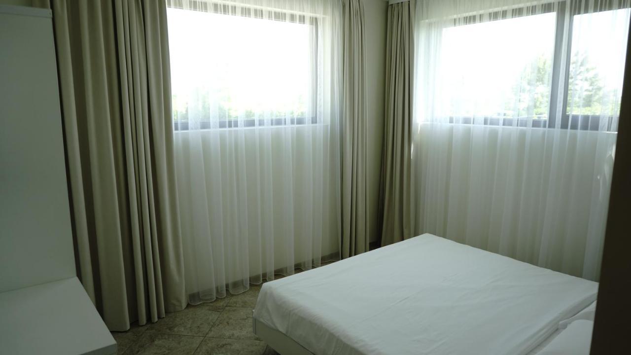 Калитея Комплекс Aparthotel Каварна Екстериор снимка