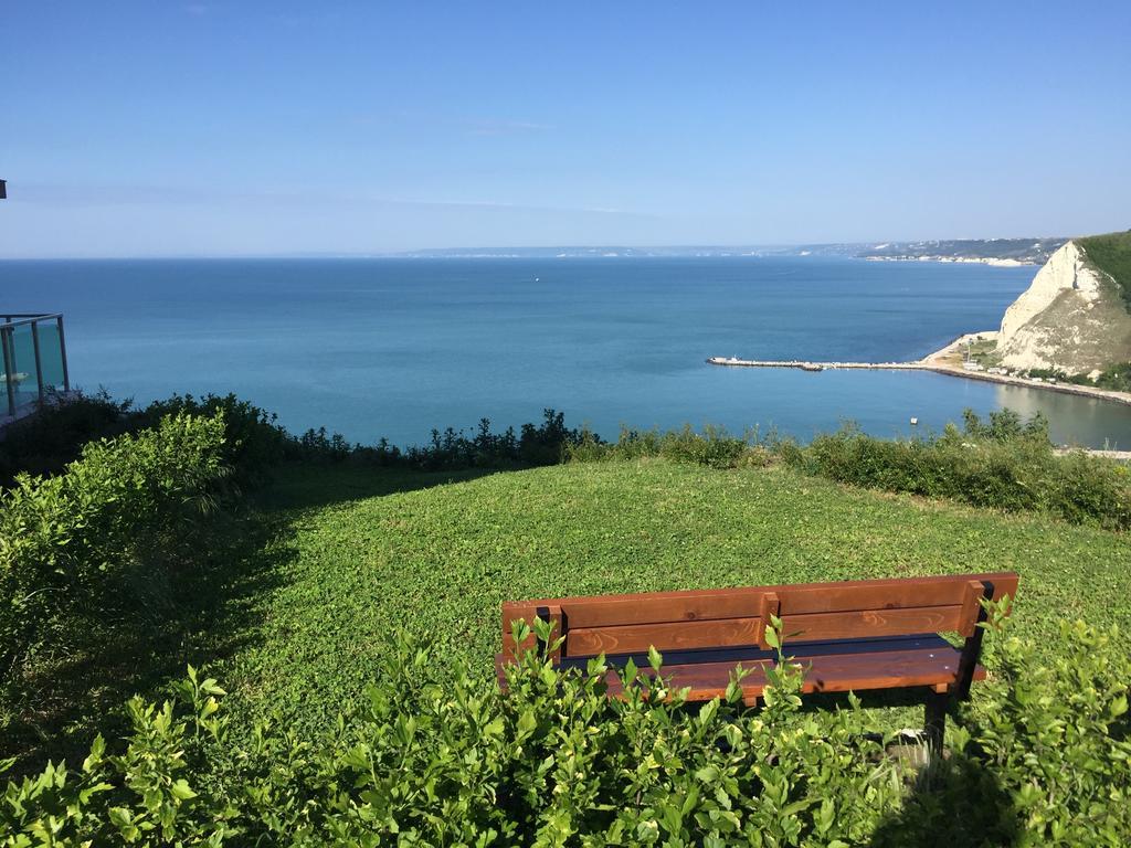 Калитея Комплекс Aparthotel Каварна Екстериор снимка