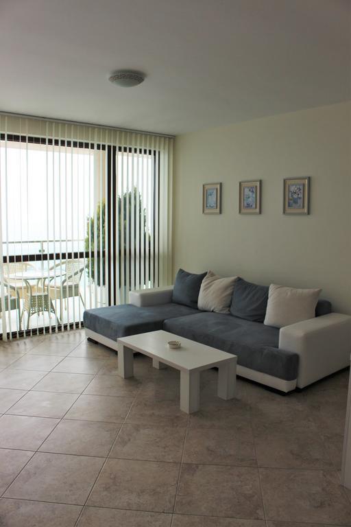 Калитея Комплекс Aparthotel Каварна Екстериор снимка