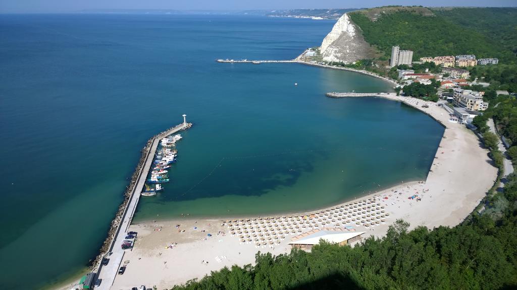 Калитея Комплекс Aparthotel Каварна Екстериор снимка